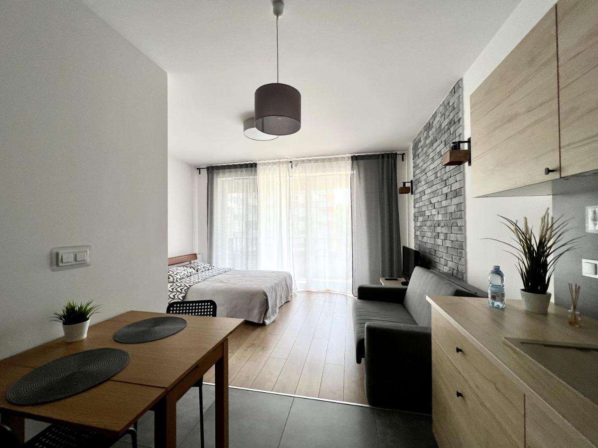 K22 Sky Apartments In The Warszawa Eksteriør billede